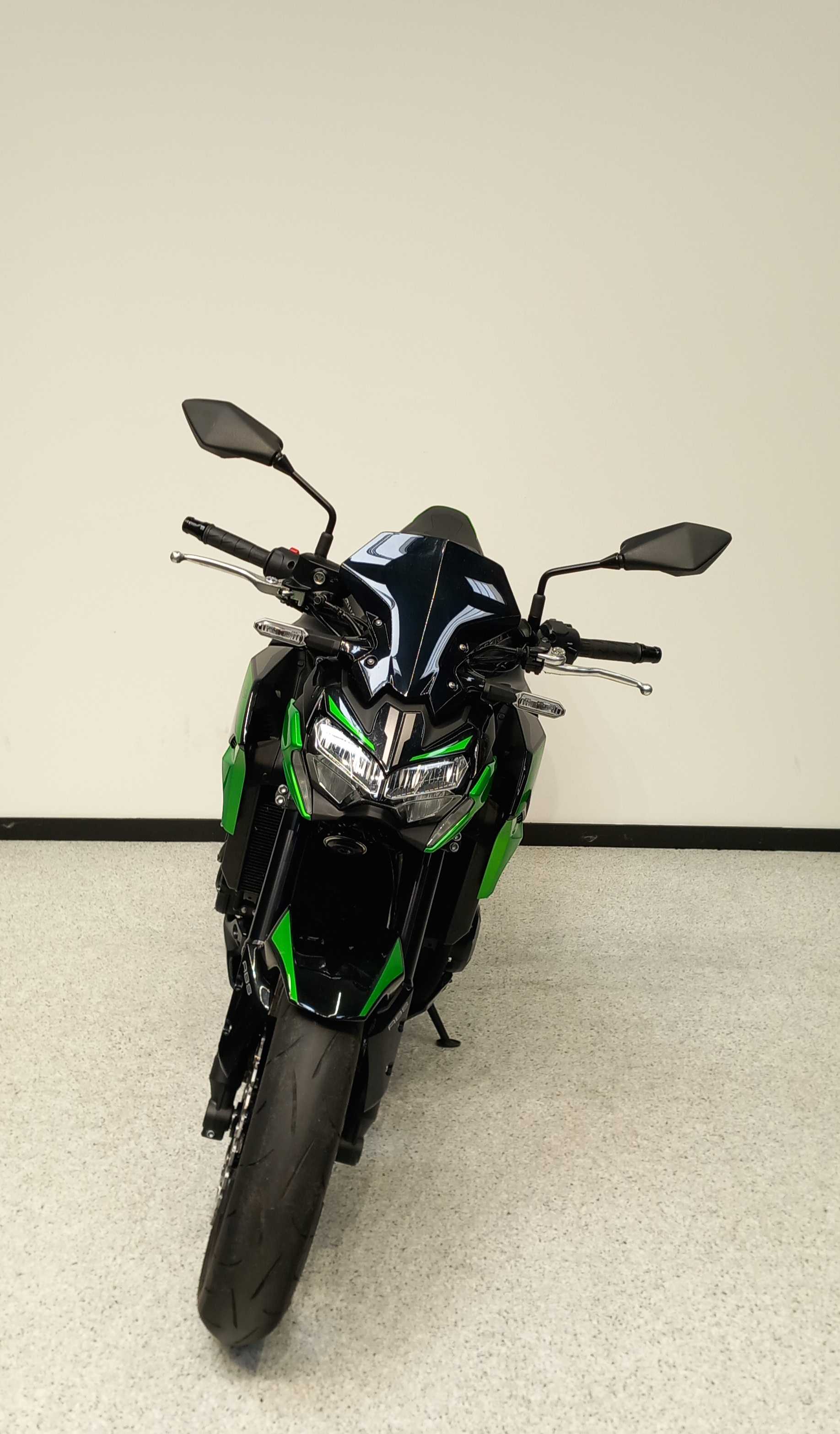 Kawasaki Z 900 2022 HD vue avant