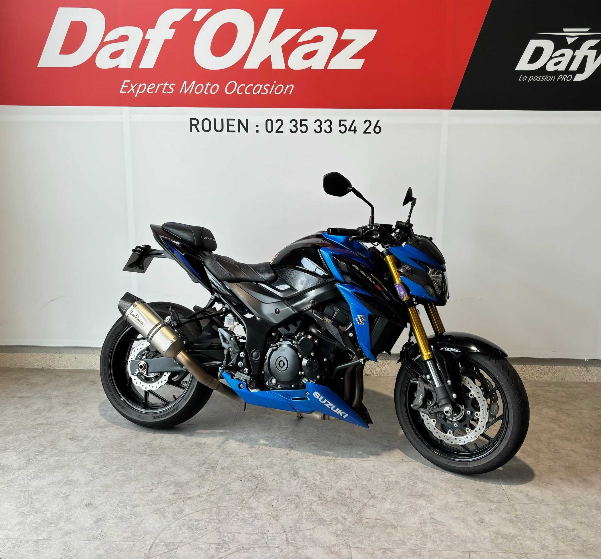 Suzuki GSX-S 750 2017 HD vue 3/4 droite