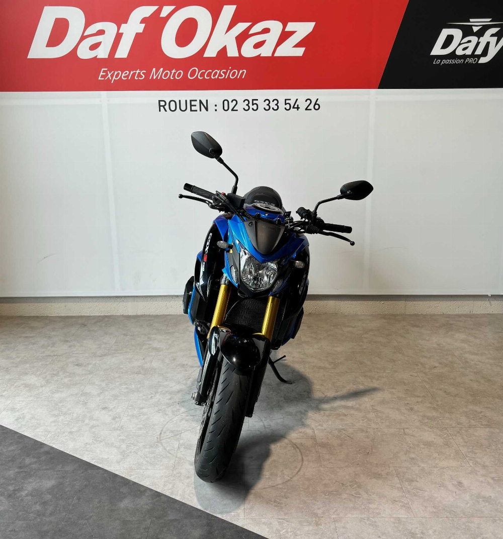 Suzuki GSX-S 750 2017 vue avant