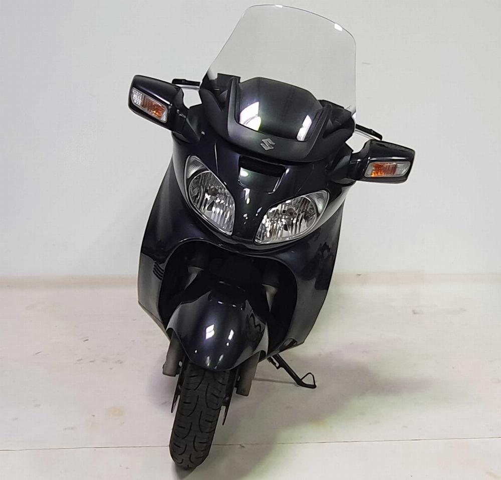 Suzuki 650 Burgman 2008 vue avant