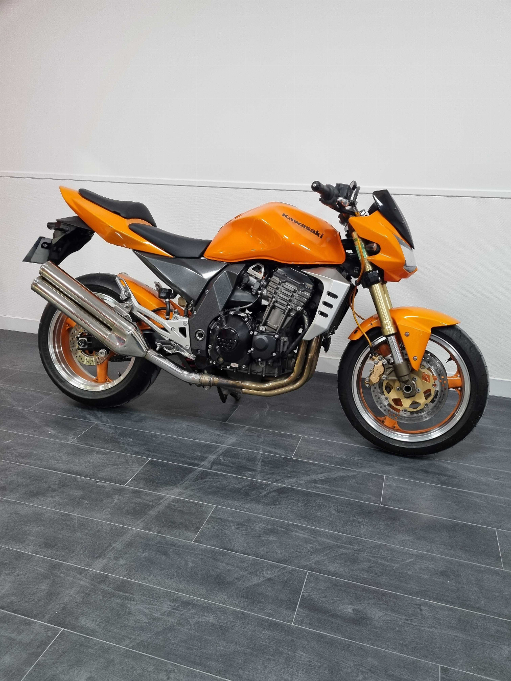 Kawasaki Z 1000 2003 vue 3/4 droite