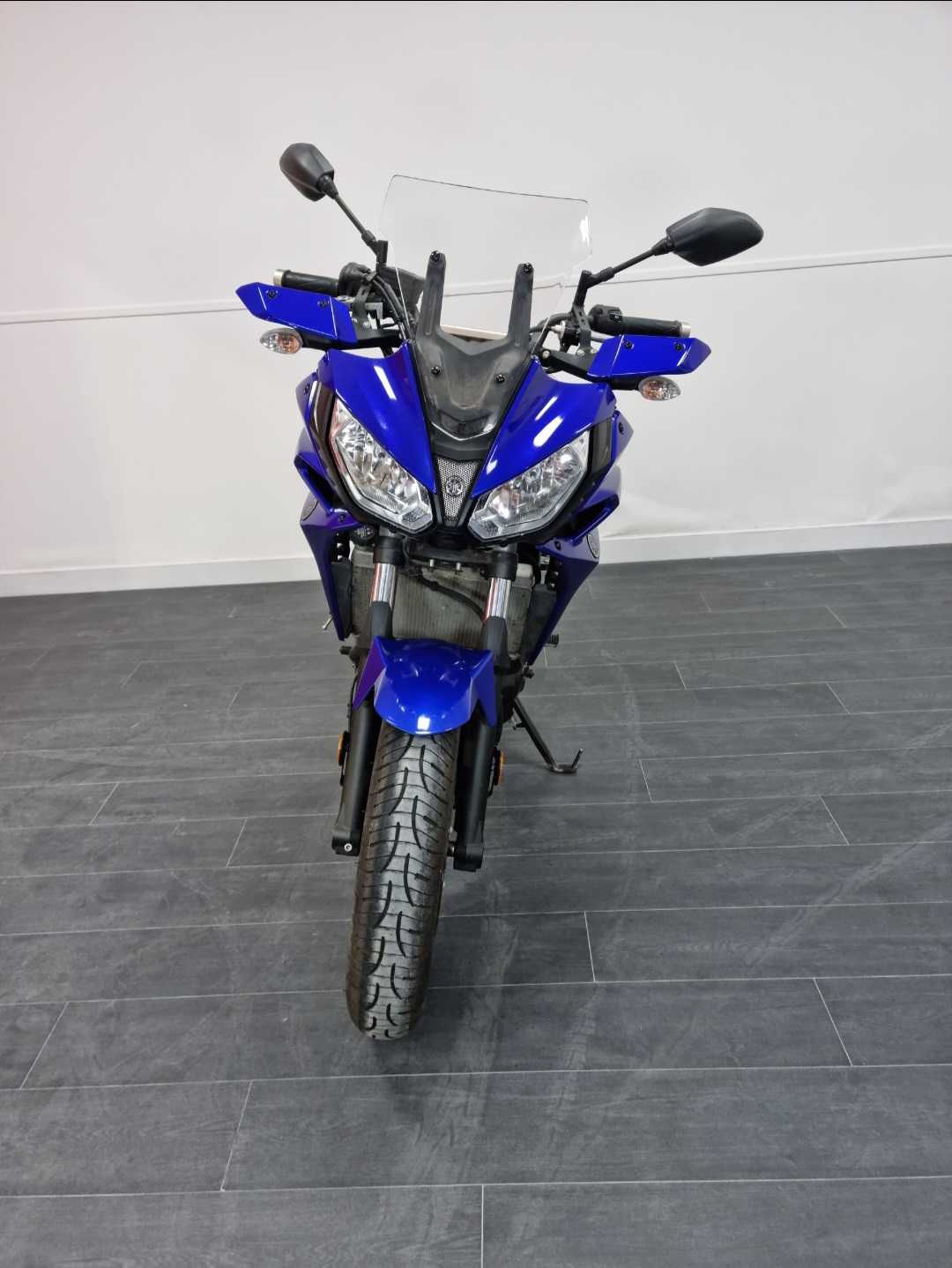Yamaha Tracer 700 2023 HD vue avant