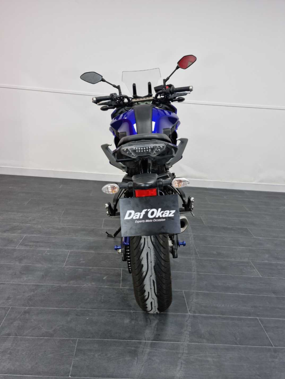 Yamaha Tracer 700 2023 vue arrière