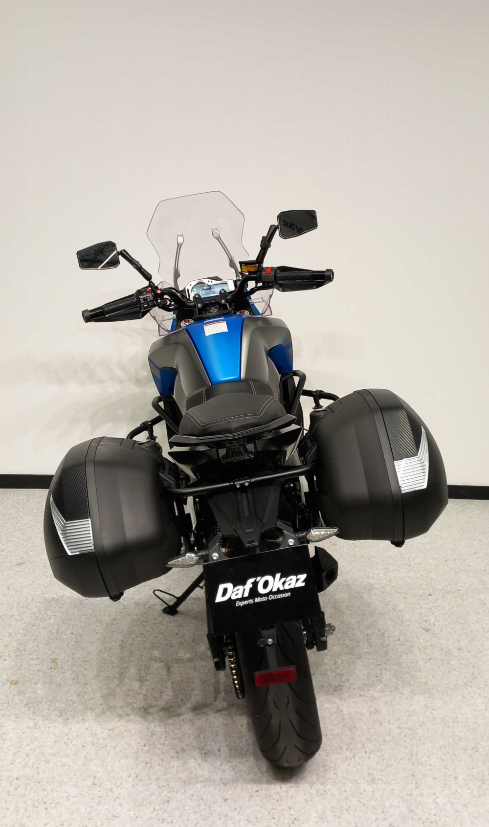 CFMOTO CF 650 2021 vue arrière
