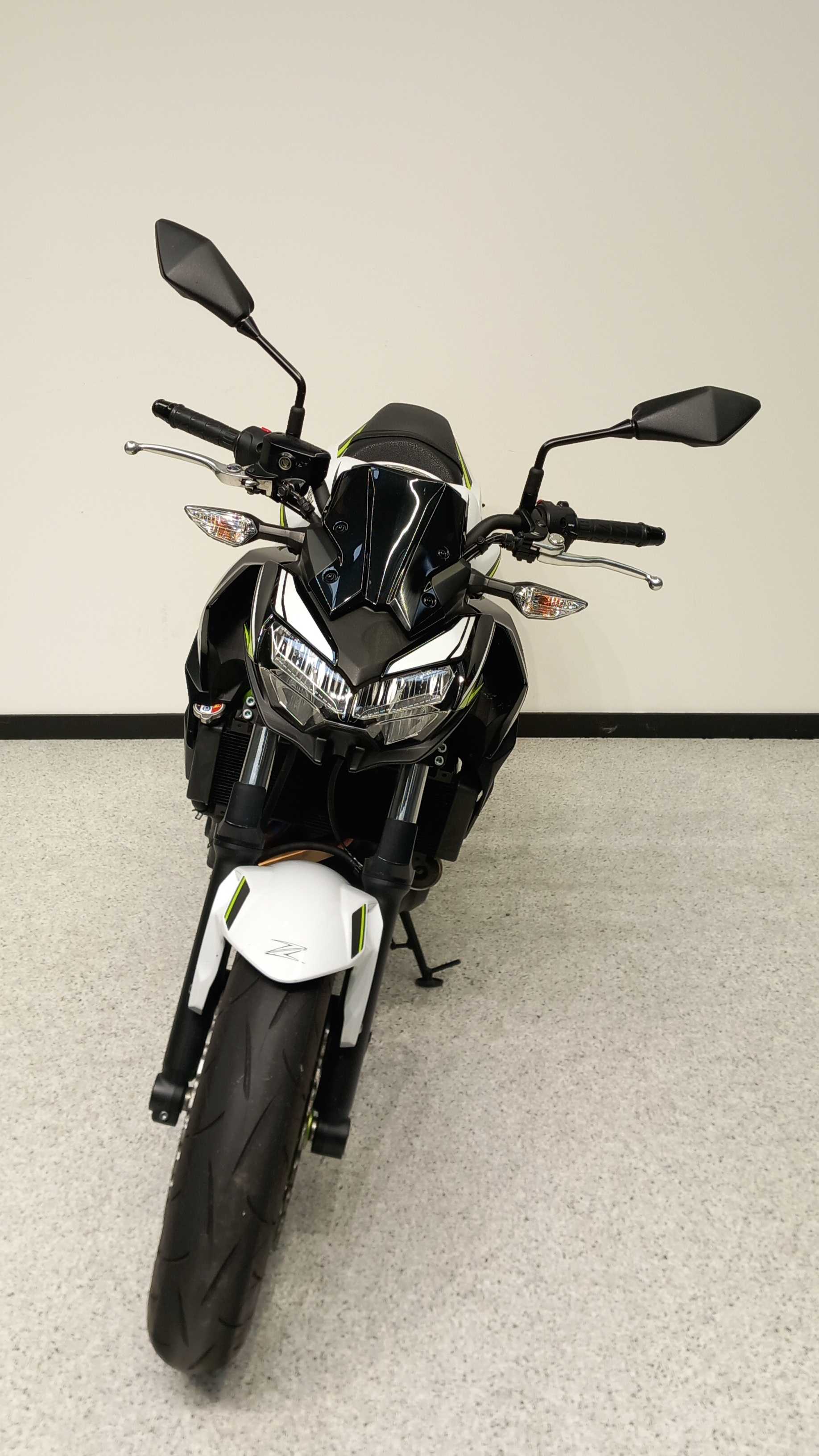 Kawasaki Z 650 2021 HD vue avant