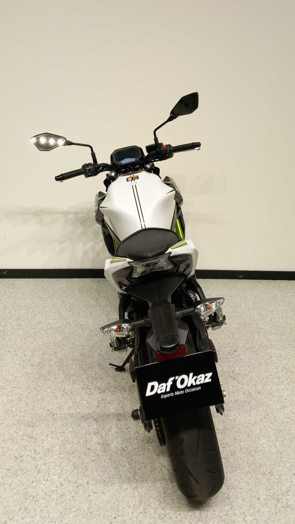 Kawasaki Z 650 2021 vue arrière
