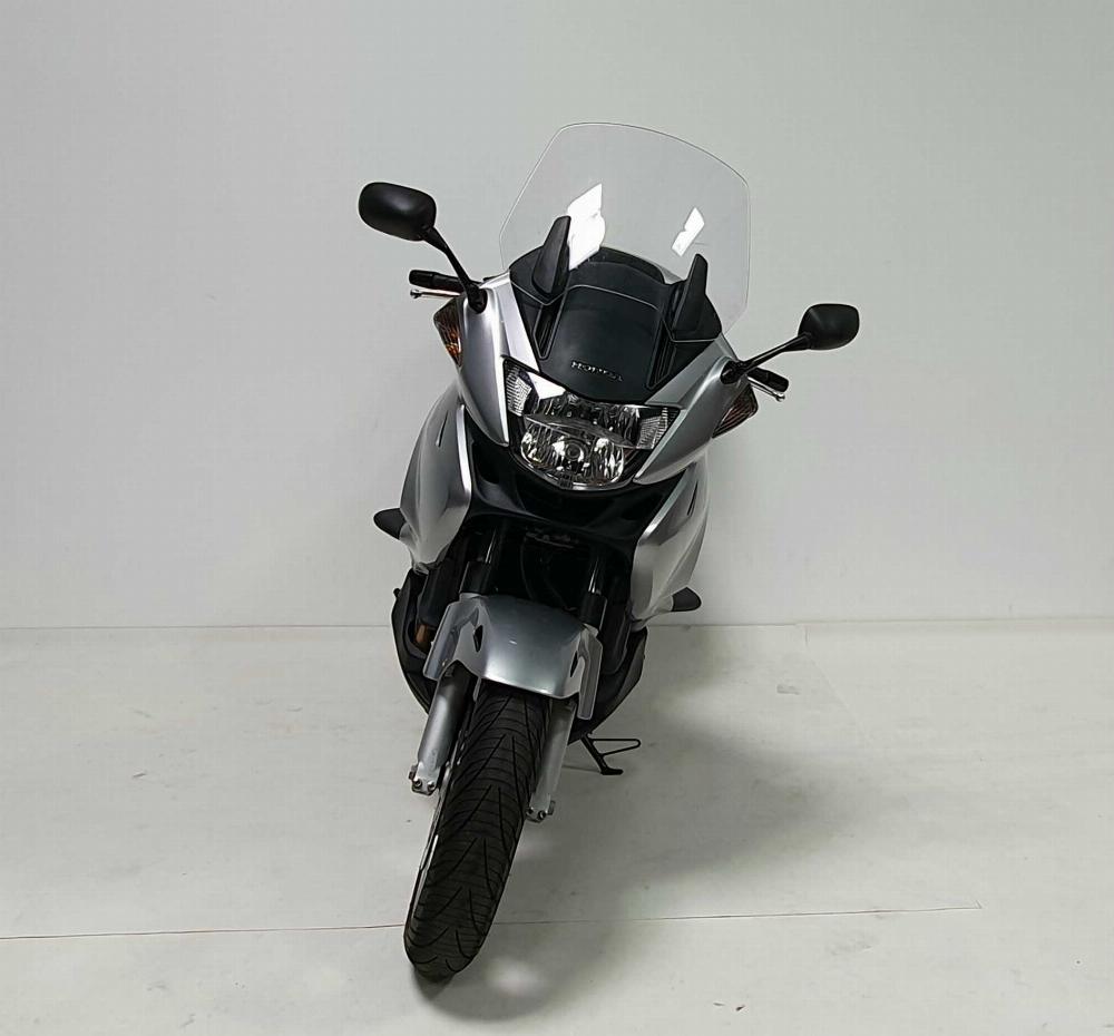 Honda NT 700 V Deauville ABS 2015 vue avant