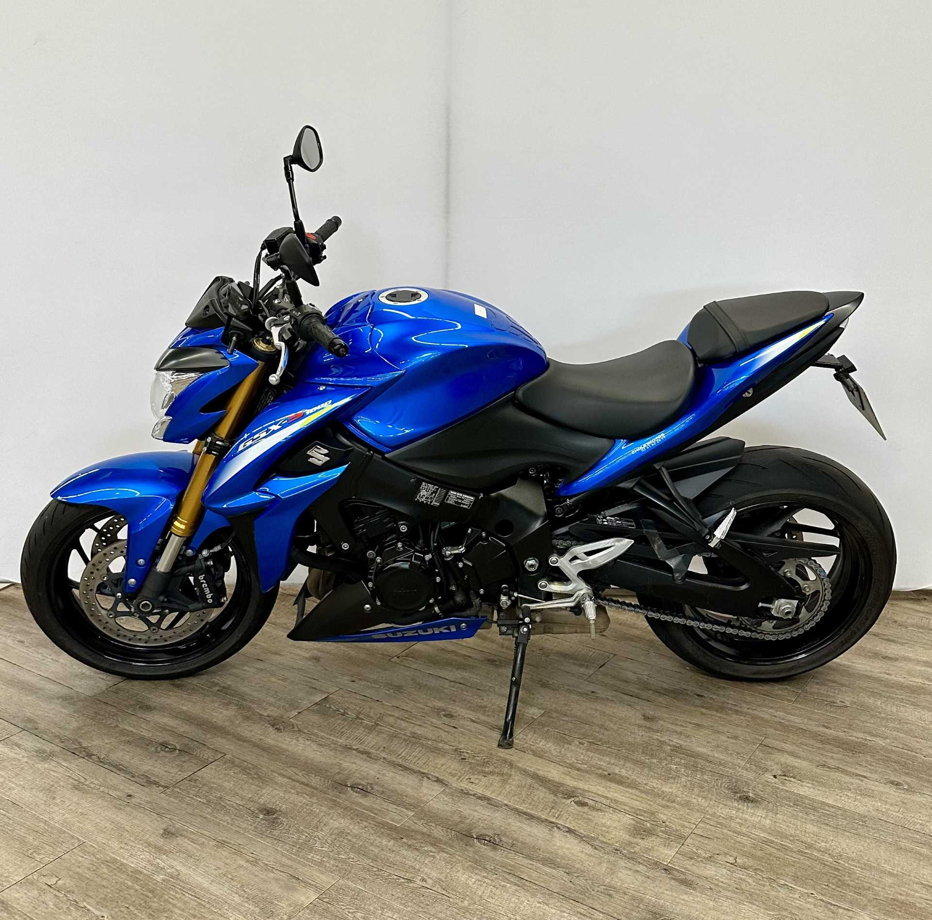 Suzuki GSX-S 1000 2015 HD vue gauche
