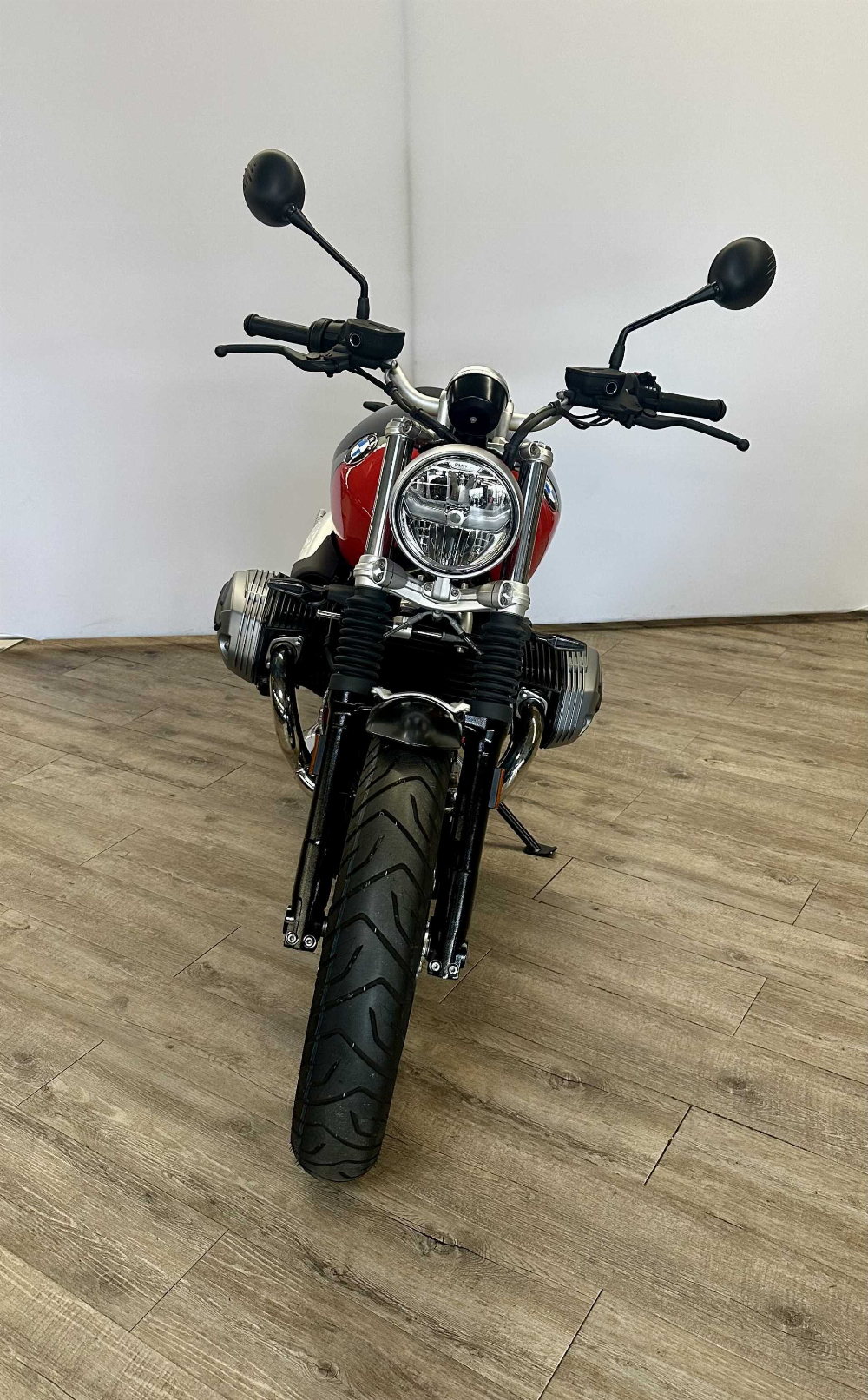 BMW R 1200 R Nine-T Scrambler 2022 vue avant