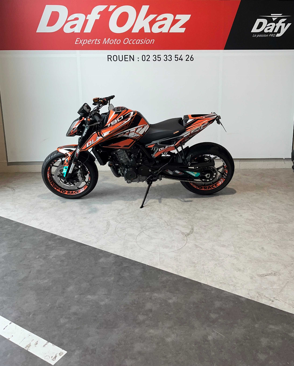 KTM 790 Duke 2019 vue gauche