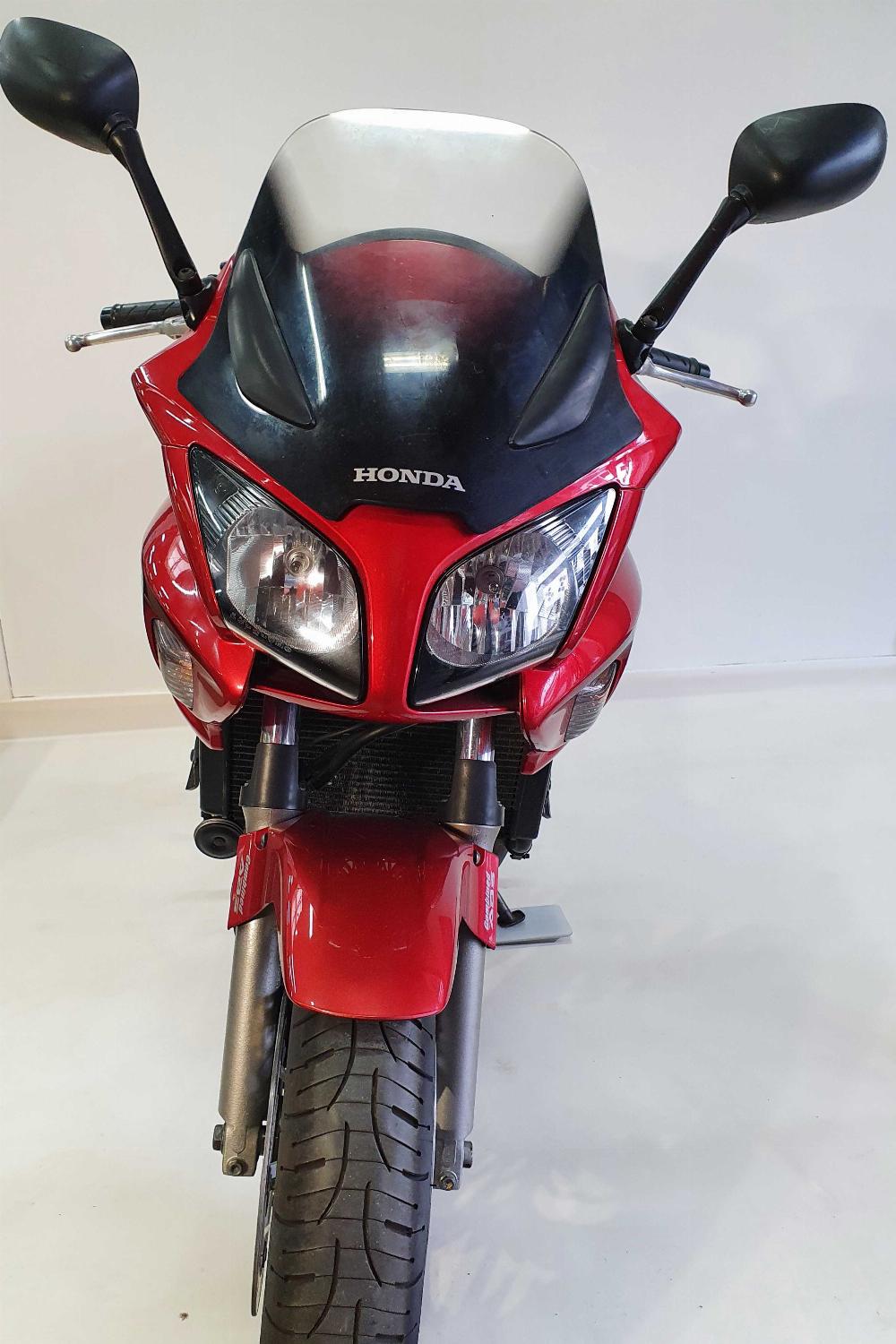 Honda cbf1000 2010 vue avant