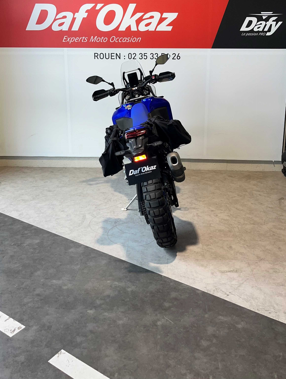 Yamaha XTZ 700 Ténéré Rally Edition 2022 vue arrière