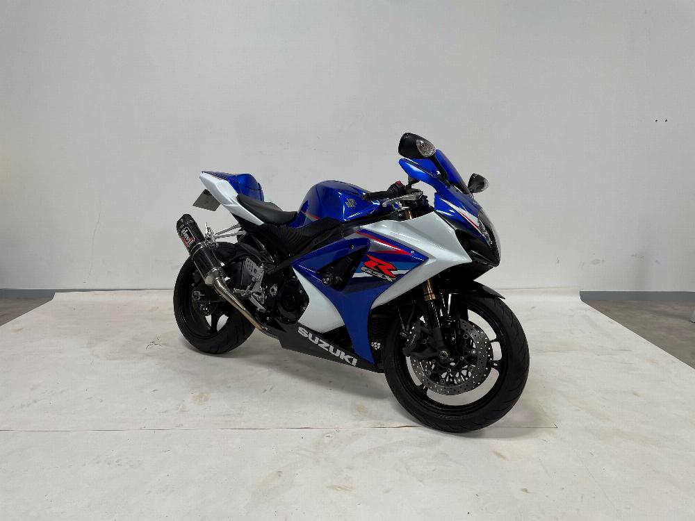 Suzuki GSX-R 1000 2007 vue 3/4 droite