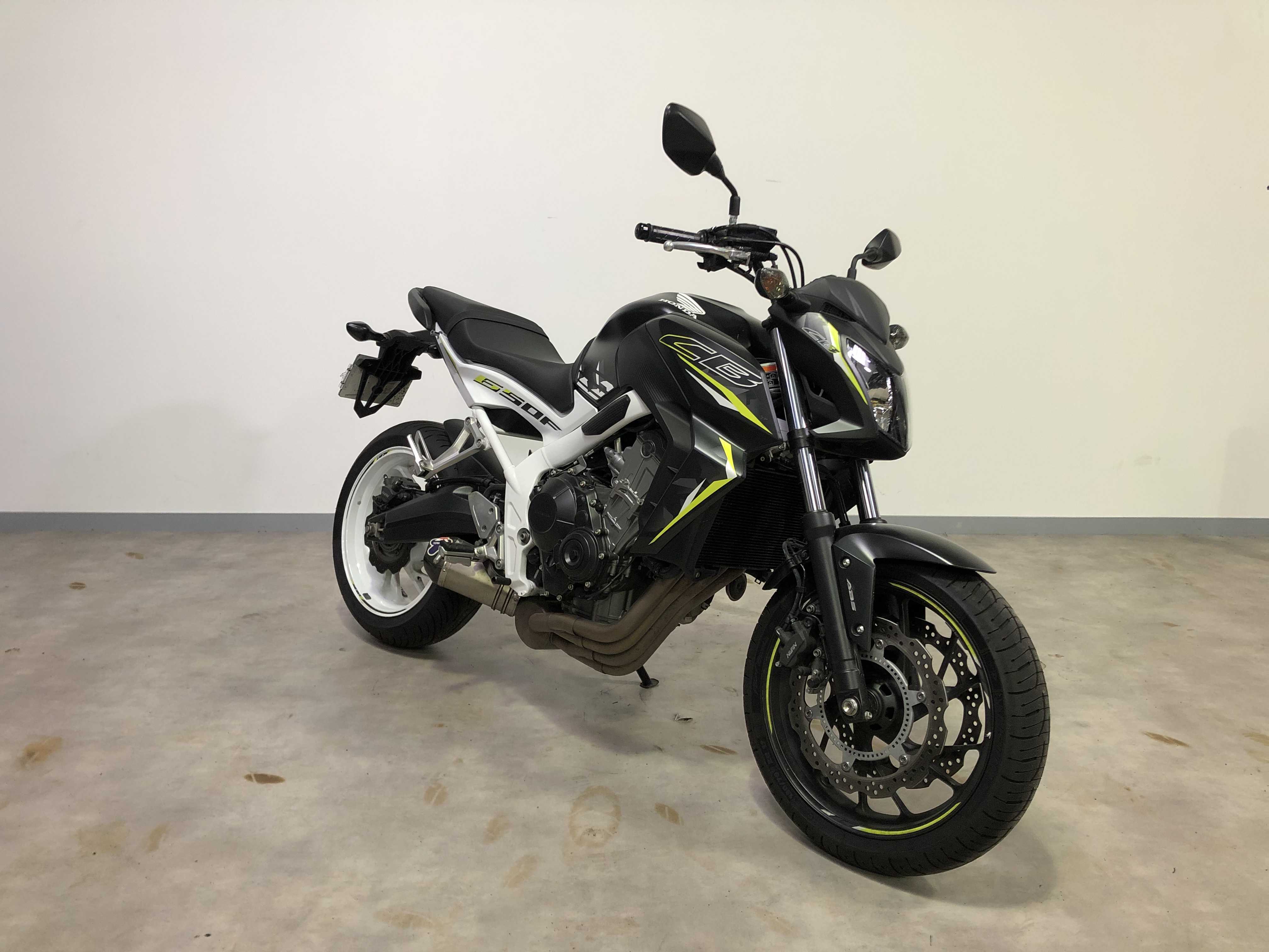 Honda CB 650 F  ABS 2016 HD vue 3/4 droite