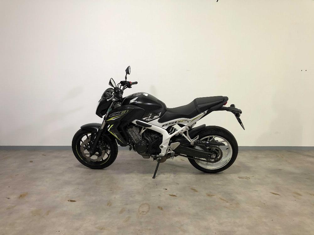 Honda CB 650 F  ABS 2016 vue gauche