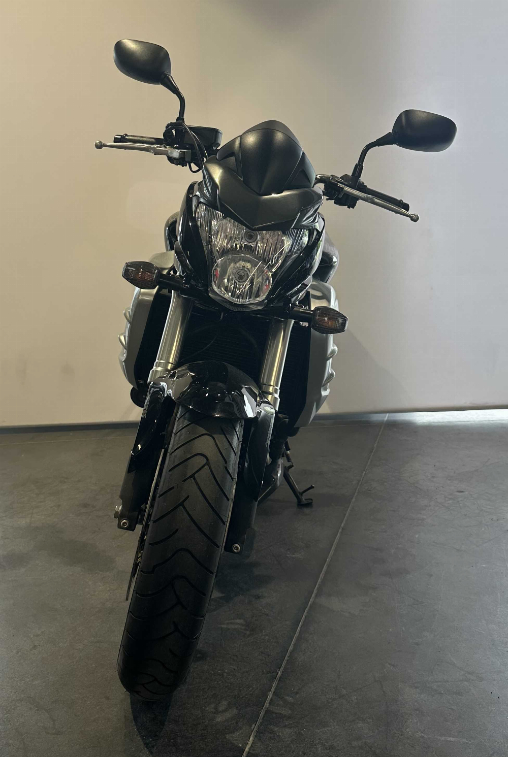Honda CB 600 F Hornet ABS 2010 vue avant