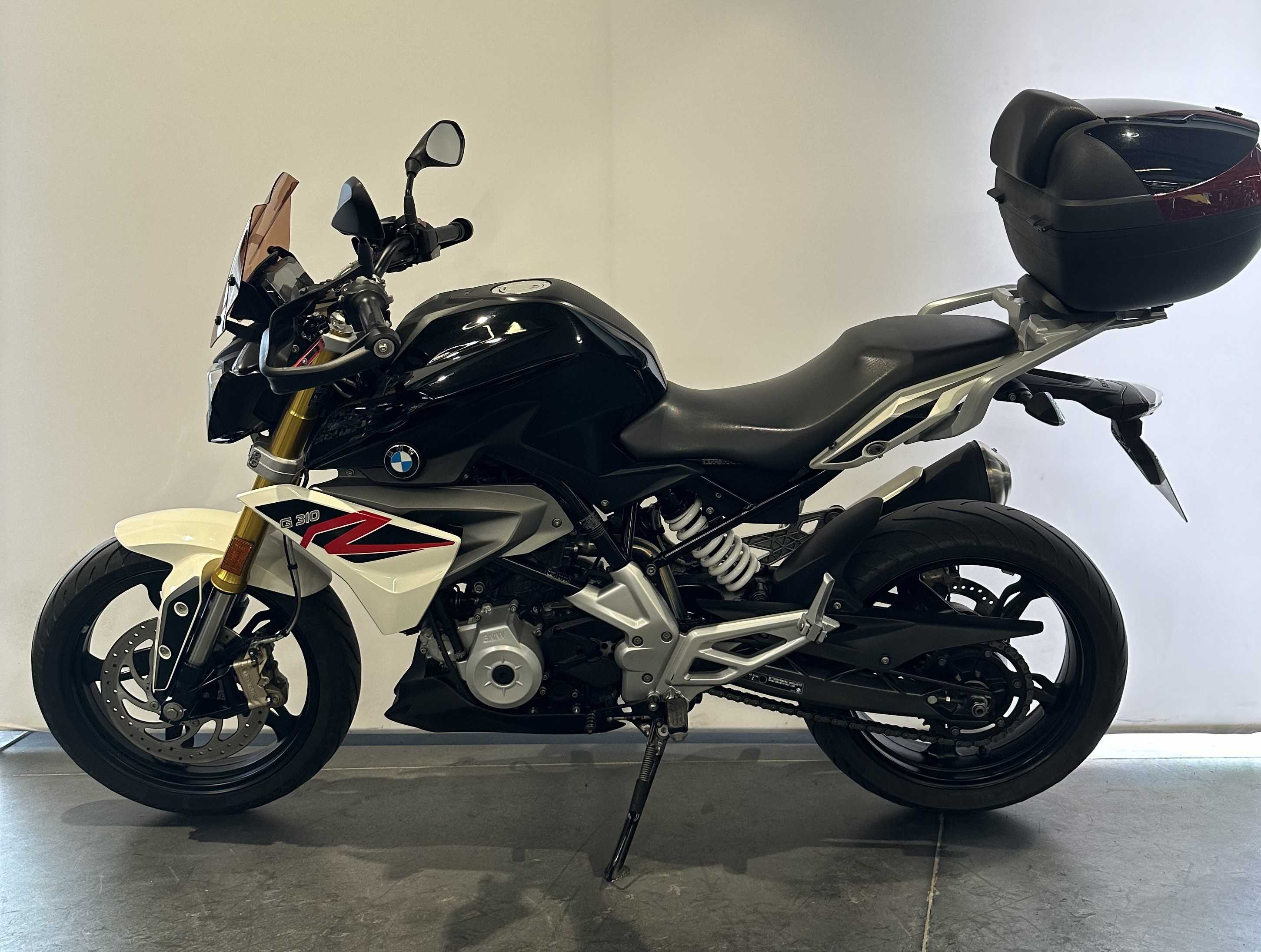 BMW G 310 R 2017 HD vue gauche