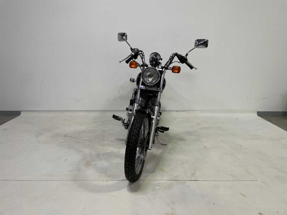 Honda CA 125 Rebel 1997 vue avant