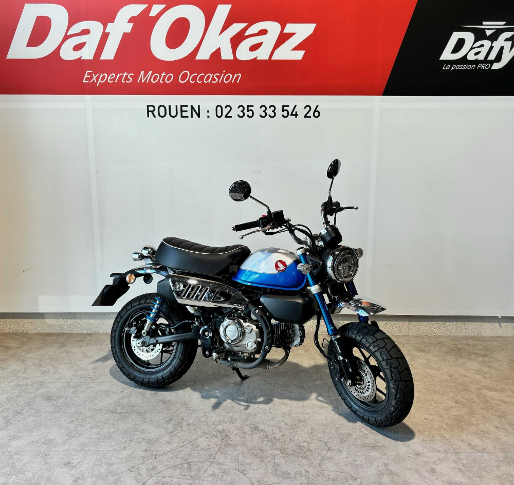 Honda Z125MA 125 2022 vue 3/4 droite