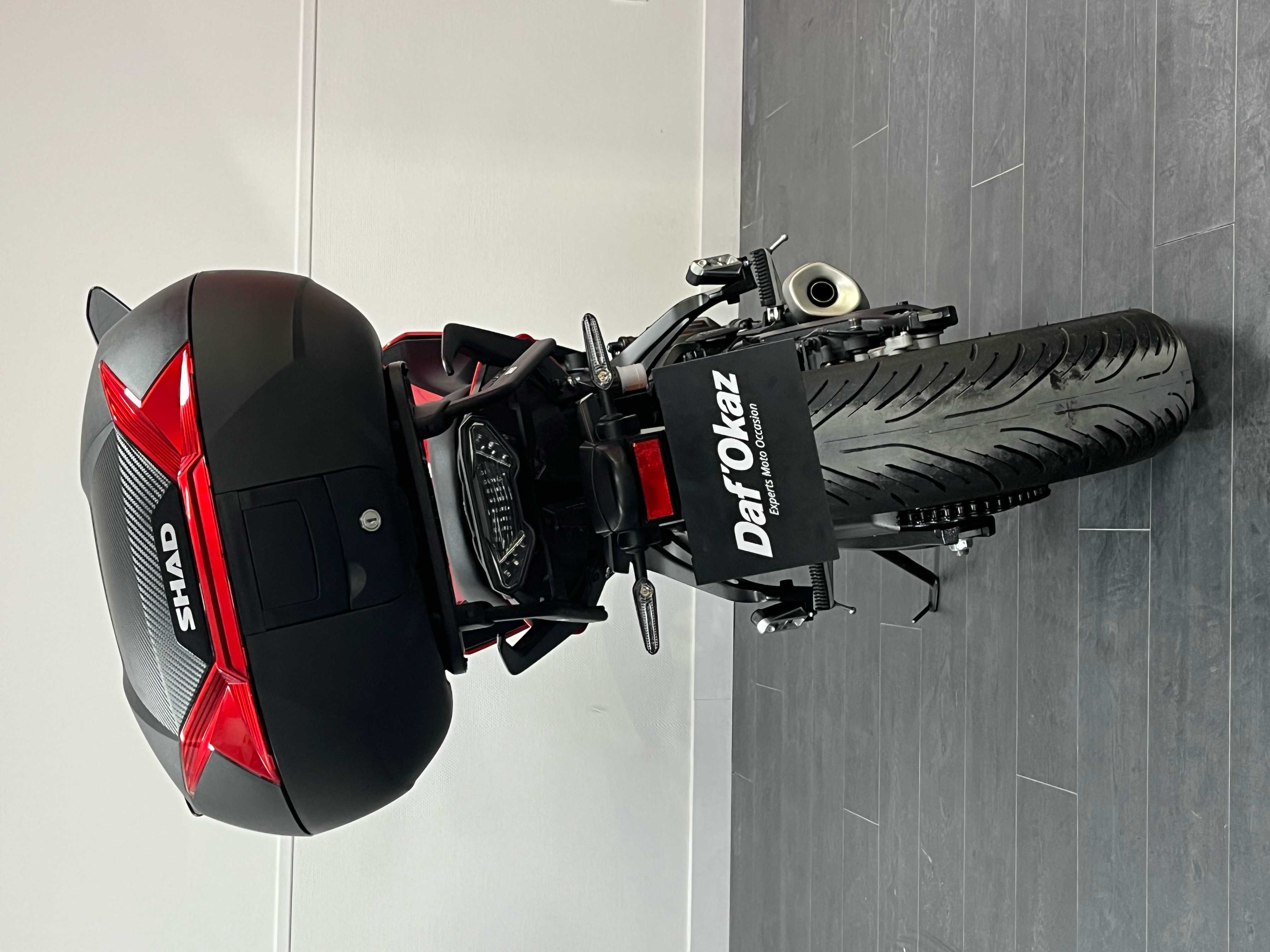 Yamaha MT-07 Tracer (MTT690) 2021 HD vue arrière