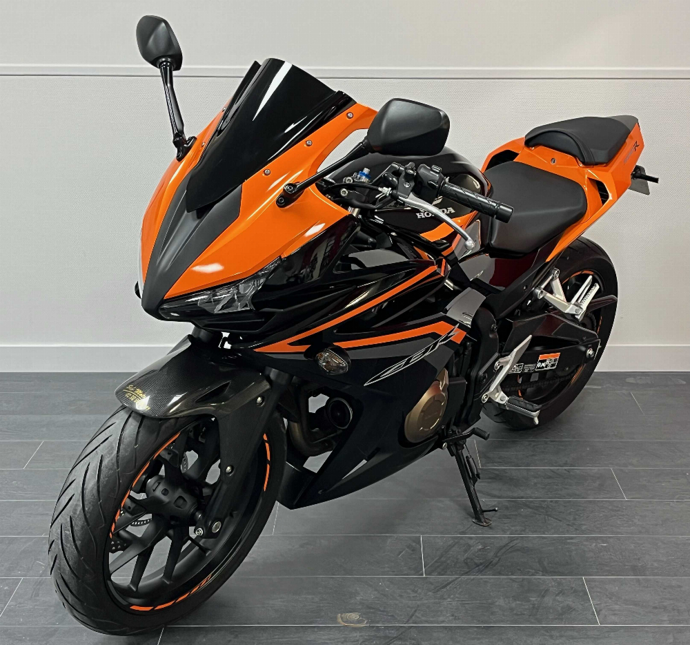 Honda CBR 500 R ABS 2019 vue 3/4 droite