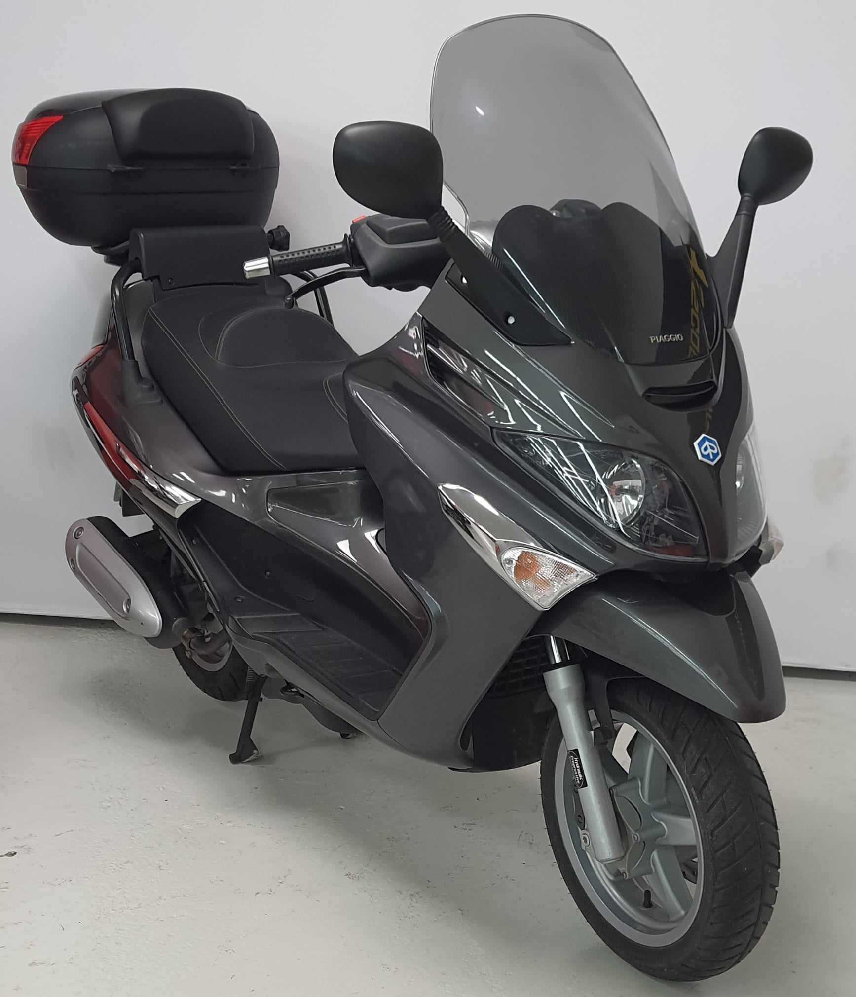Piaggio X-Evo 125 2008 HD vue 3/4 droite