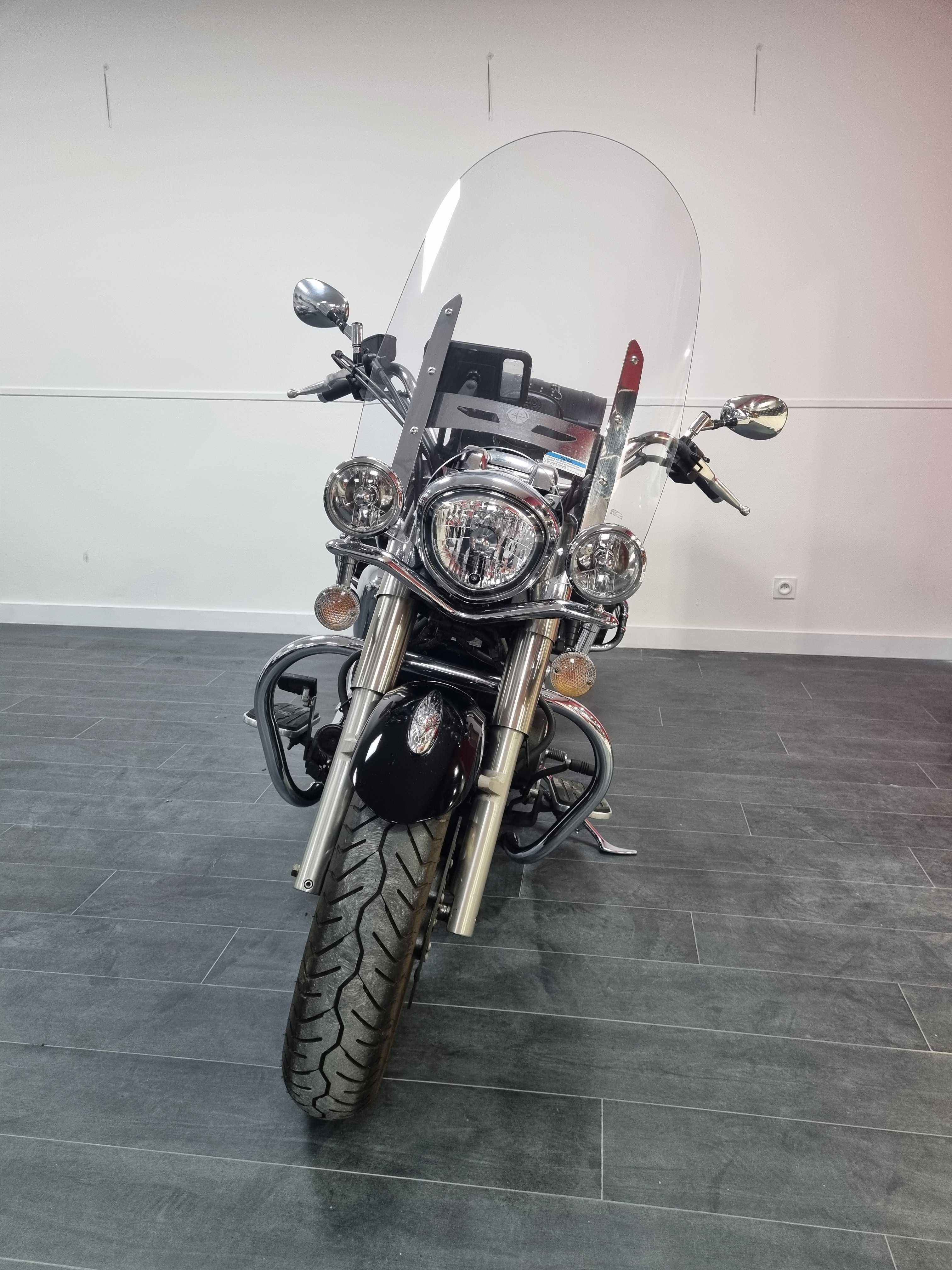 Yamaha XVS 1300 A Midnight Star 2013 HD vue avant