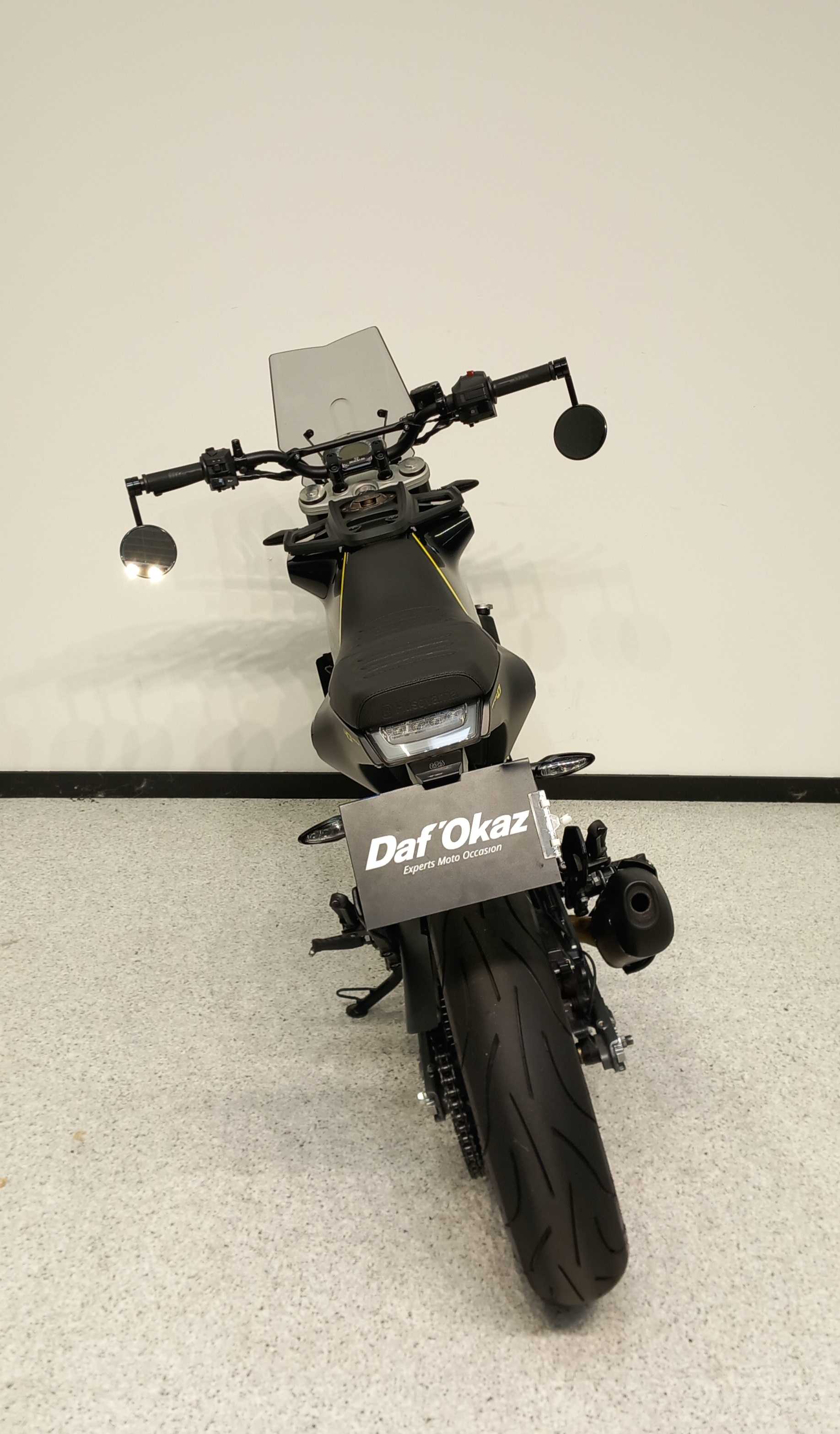 Husqvarna Svartpilen 401 2020 HD vue arrière