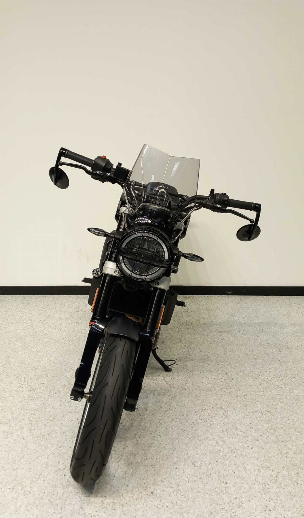Husqvarna Svartpilen 401 2020 vue avant