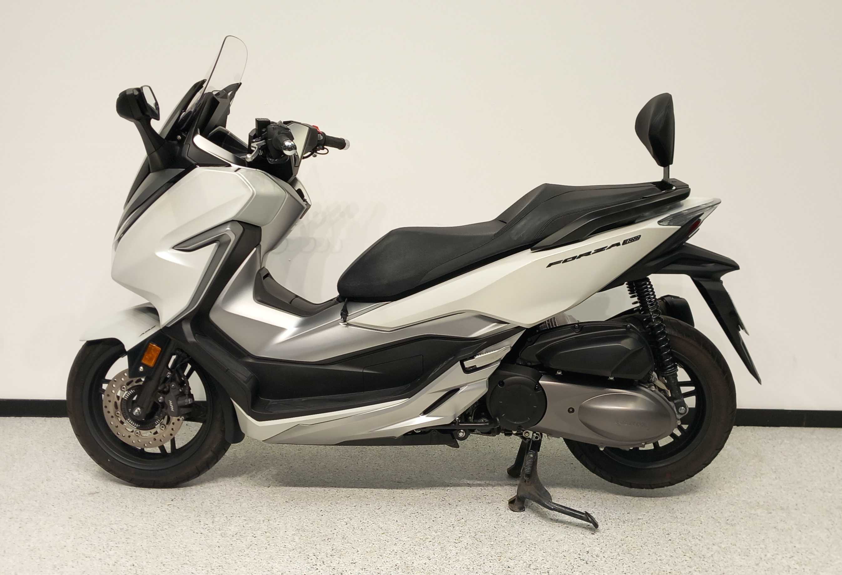 Honda NSS 300 Forza ABS 2019 HD vue gauche