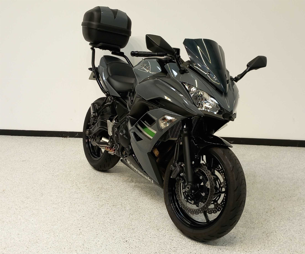 Kawasaki EX 650 Ninja 2019 vue 3/4 droite