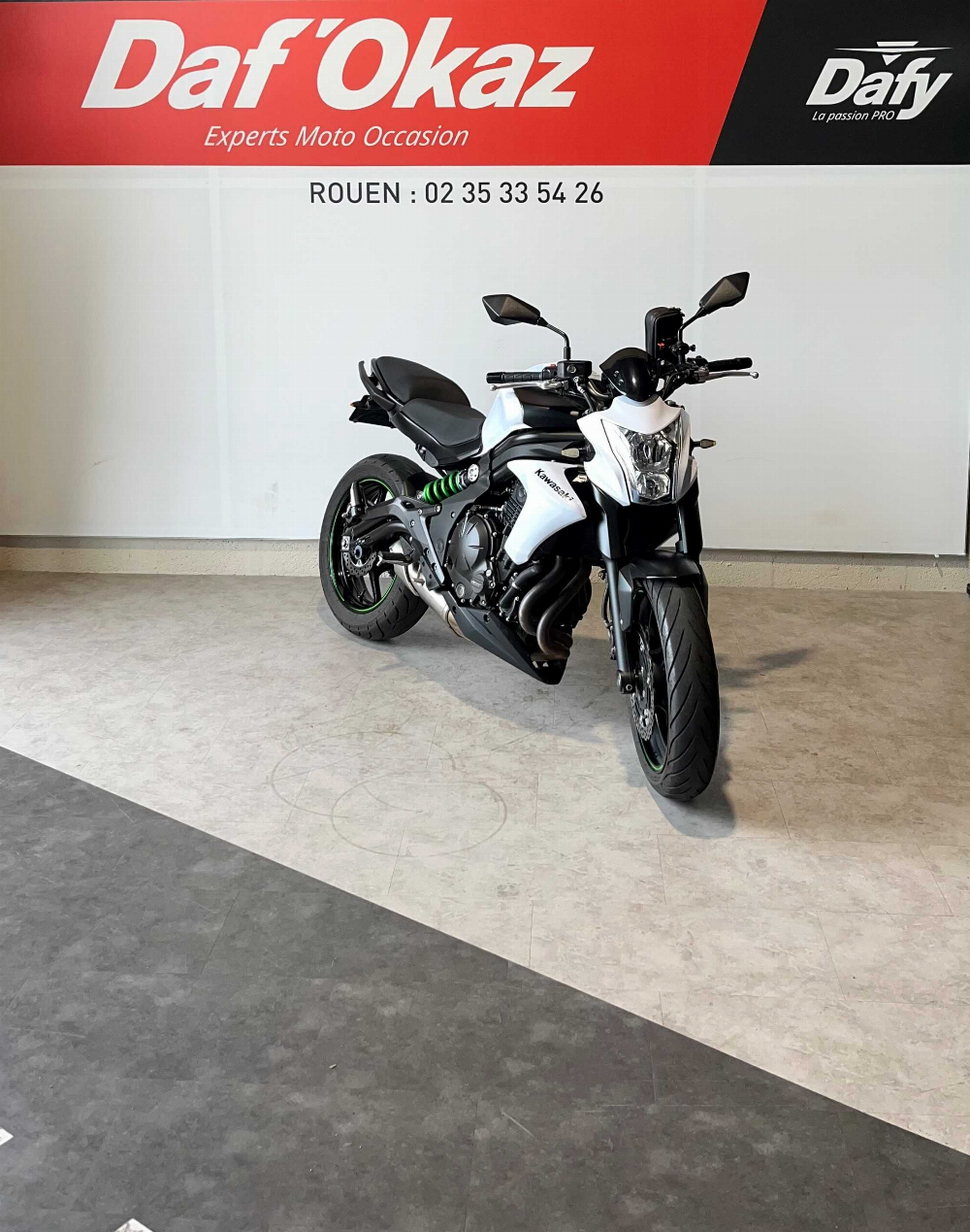 Kawasaki ER-6 N 2015 vue 3/4 droite