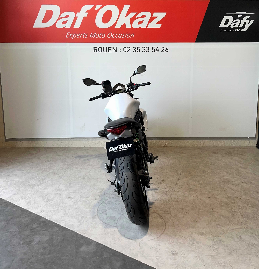 Kawasaki ER-6 N 2015 vue arrière