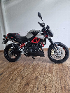 Aperçu Aprilia Shiver 900 ABS 2018 vue 3/4 droite