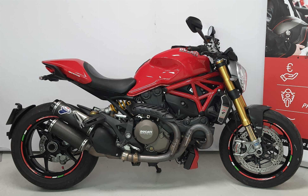 Ducati 1200 Monster S 2016 vue gauche
