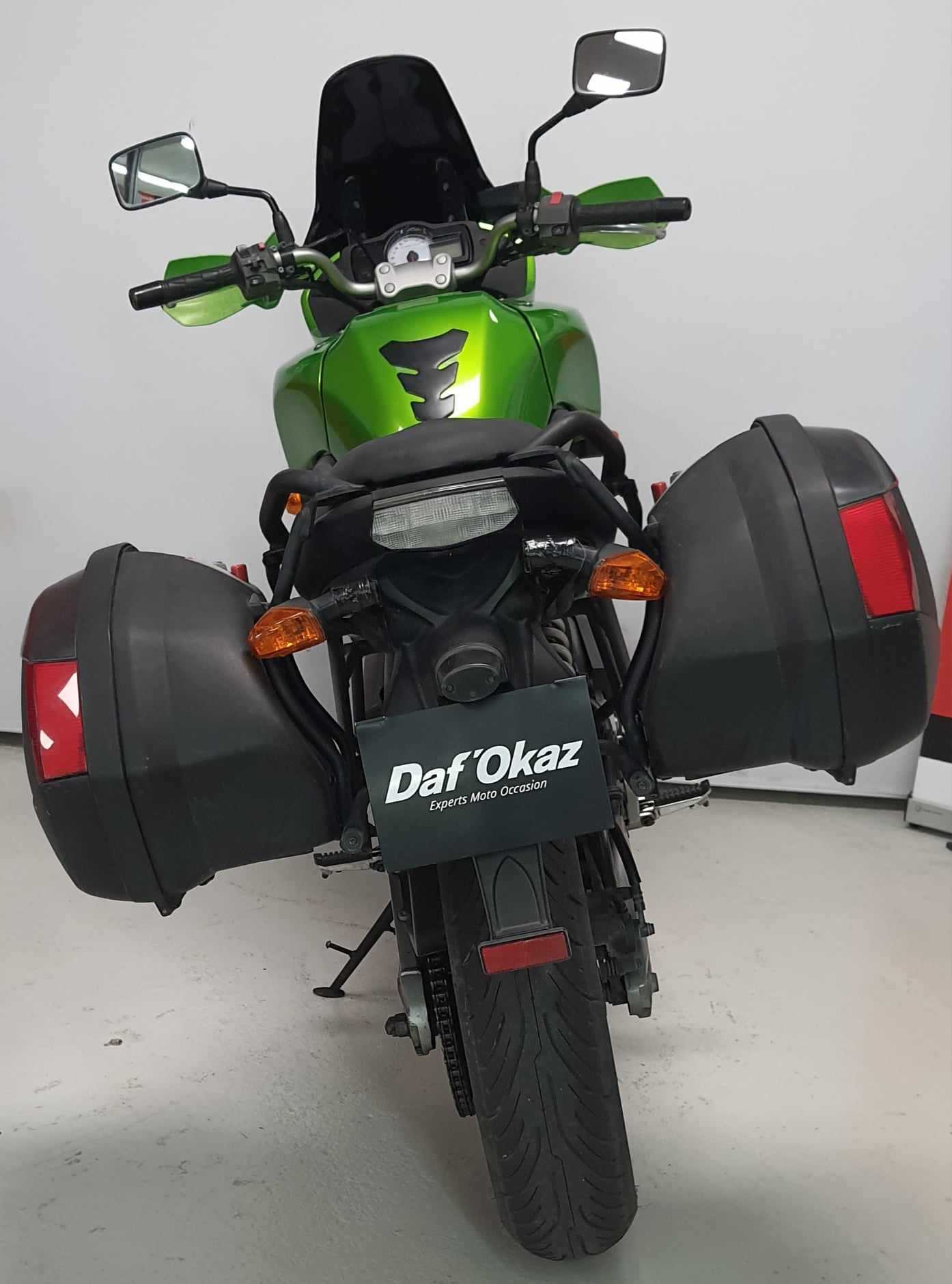 Kawasaki KLE 650 Versys 2008 HD vue arrière