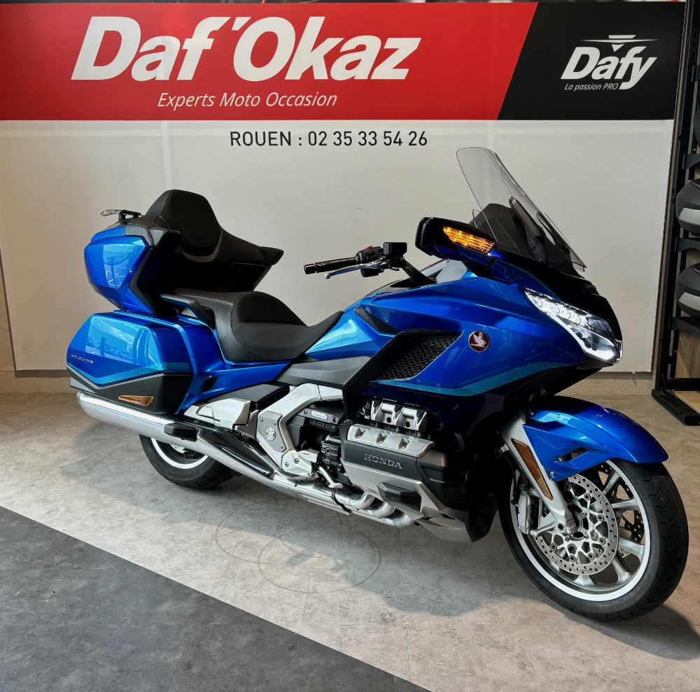 Honda GL1800DA TOUR DCT/ AIR BAG 2022 vue 3/4 droite