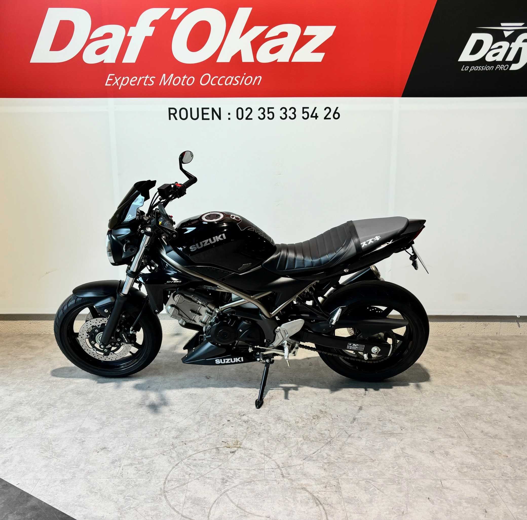 Suzuki SV 650 2022 HD vue gauche