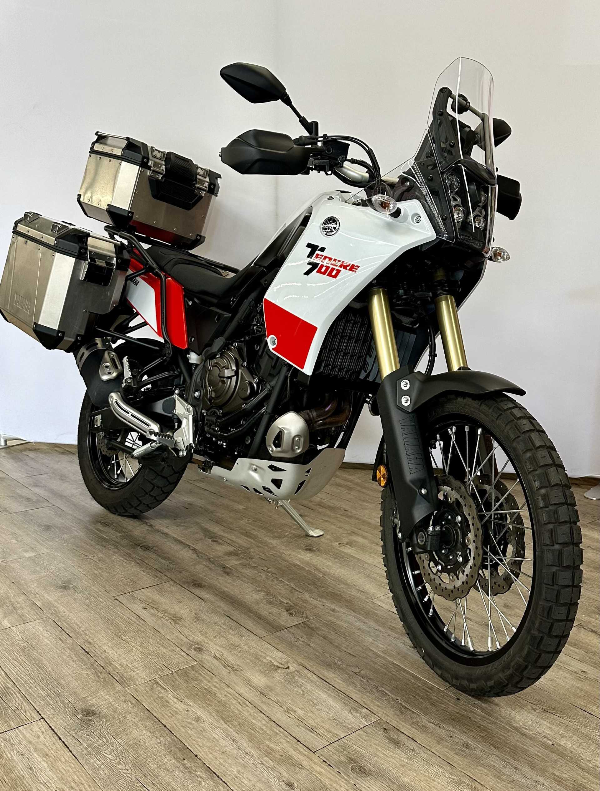 Yamaha XTZ 700 Ténéré 2021 HD vue 3/4 droite