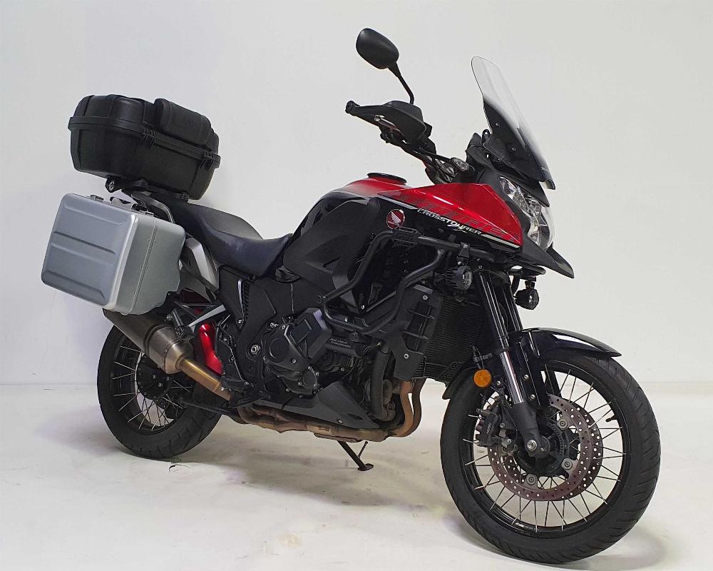 Honda VFR 1200 X 2018 vue 3/4 droite