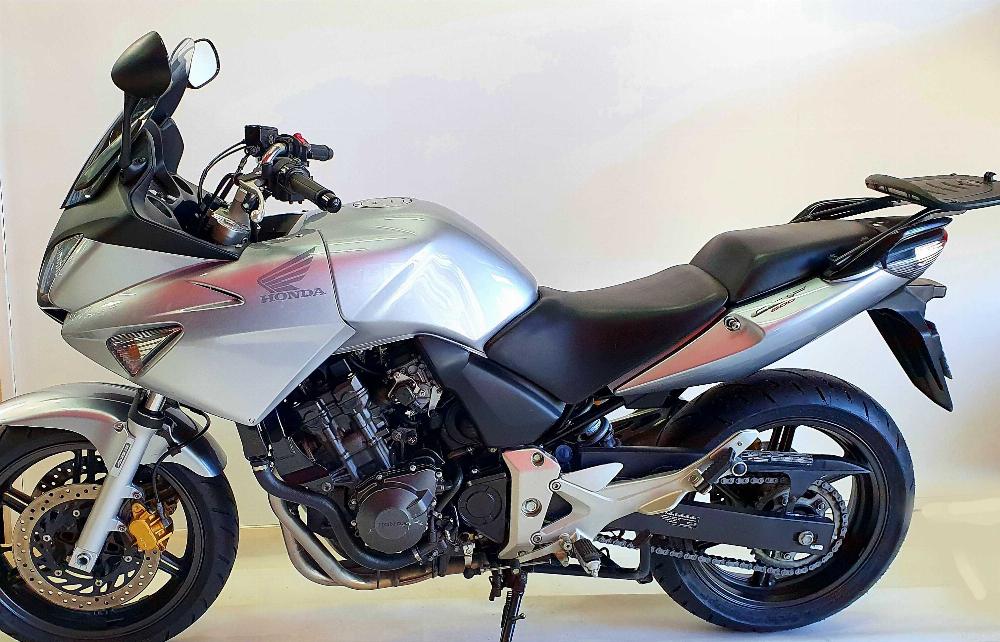 Honda CBF 600 S  ABS 2006 vue gauche