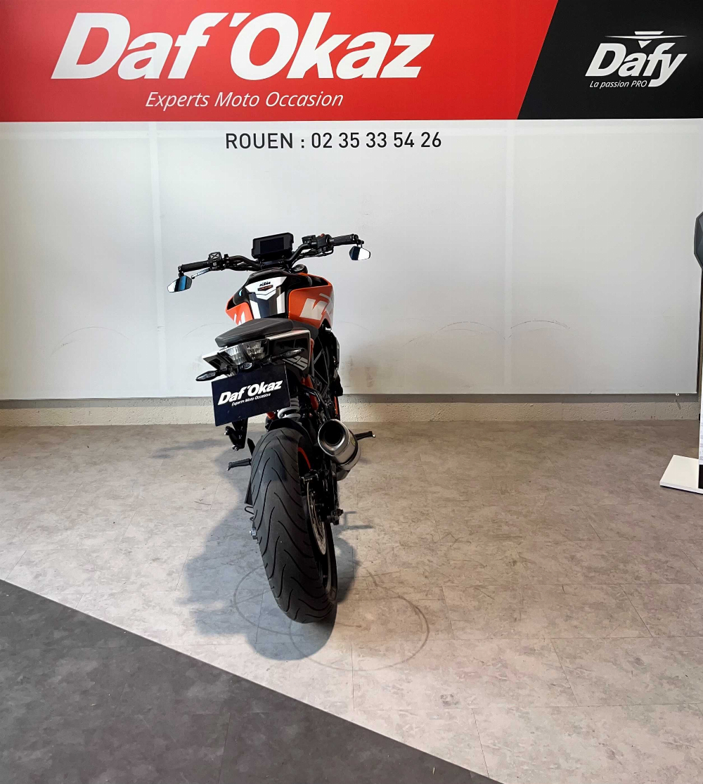 KTM 125 Duke 2018 vue arrière