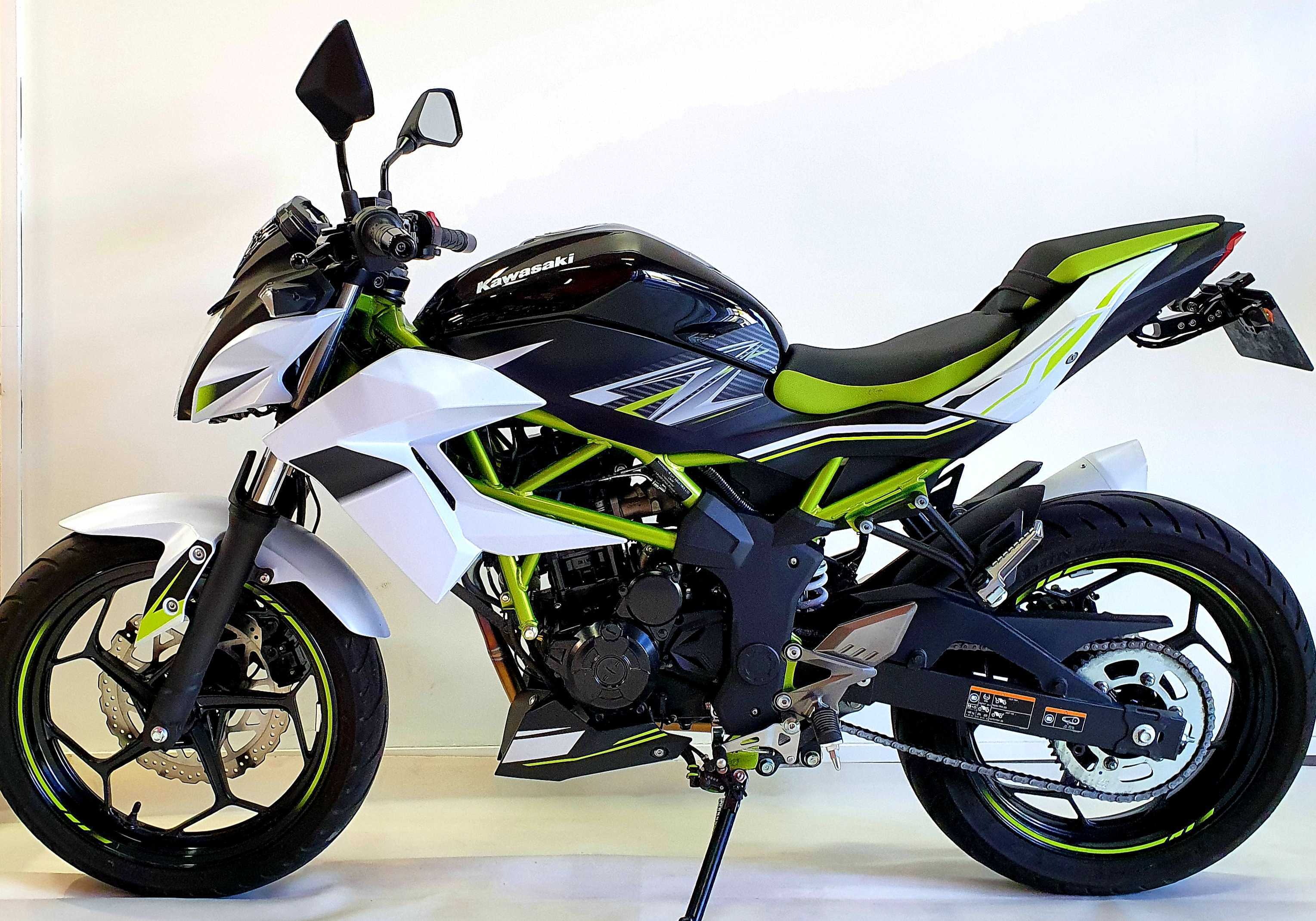 Kawasaki Z 125 2019 HD vue gauche