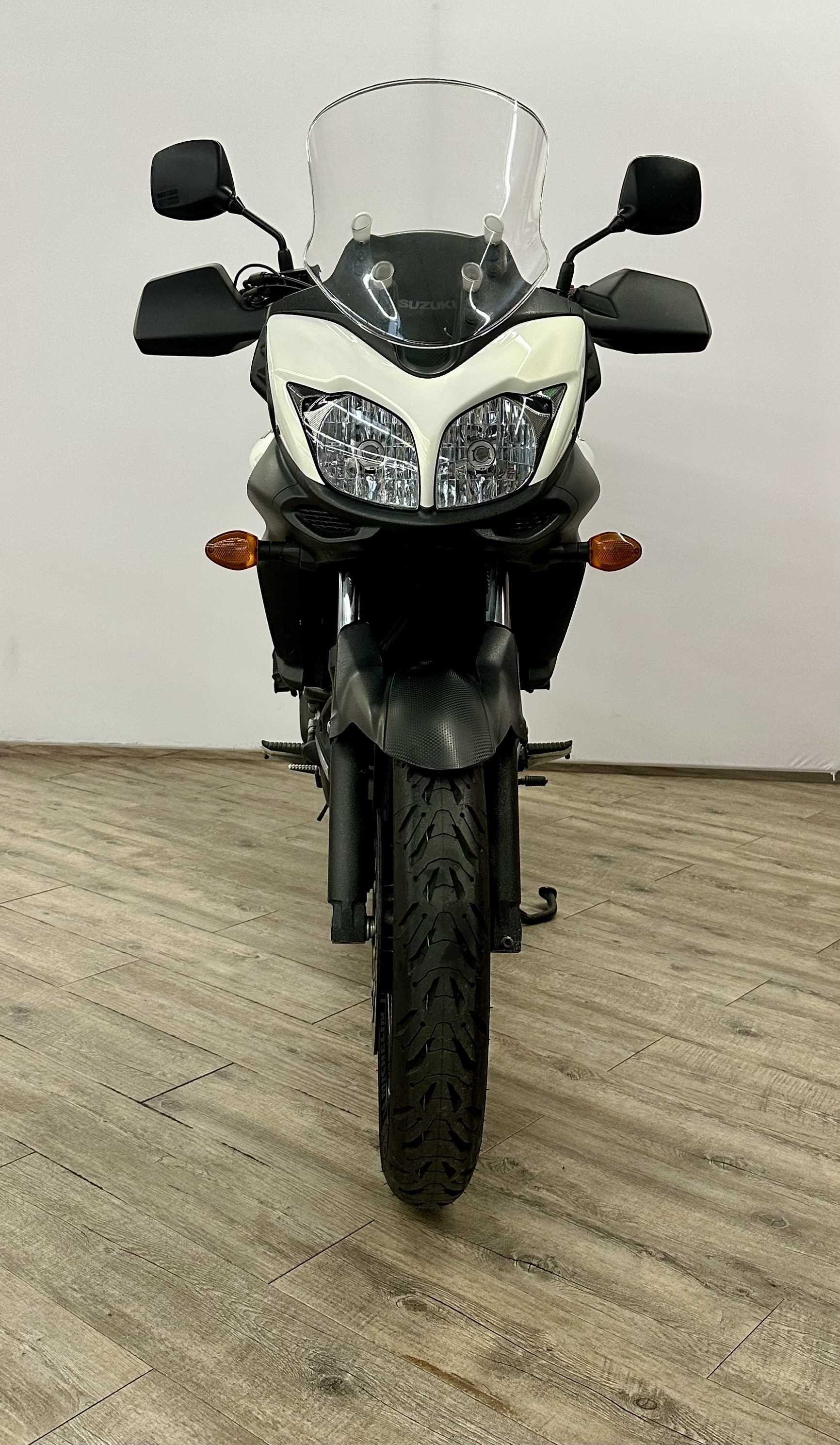 Suzuki DL 650 V-Strom ABS 2011 HD vue avant