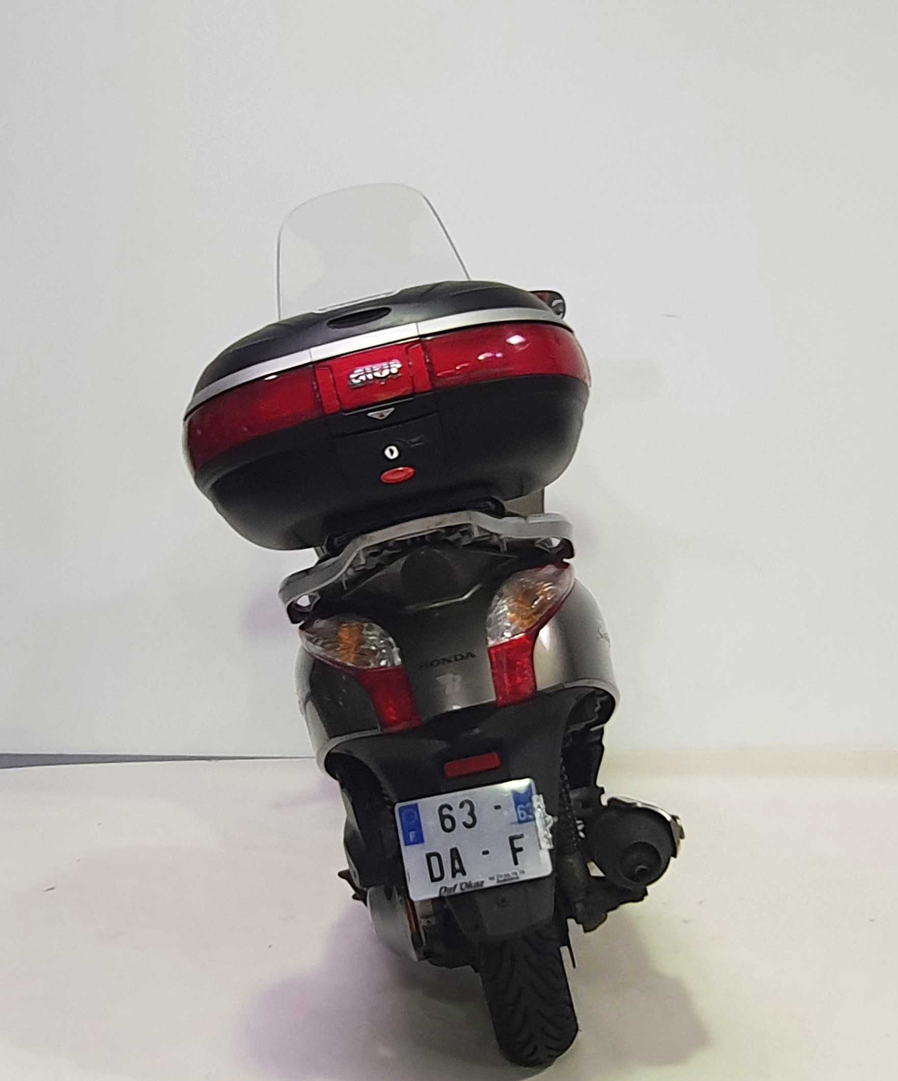 Honda Swing 125 2012 HD vue arrière