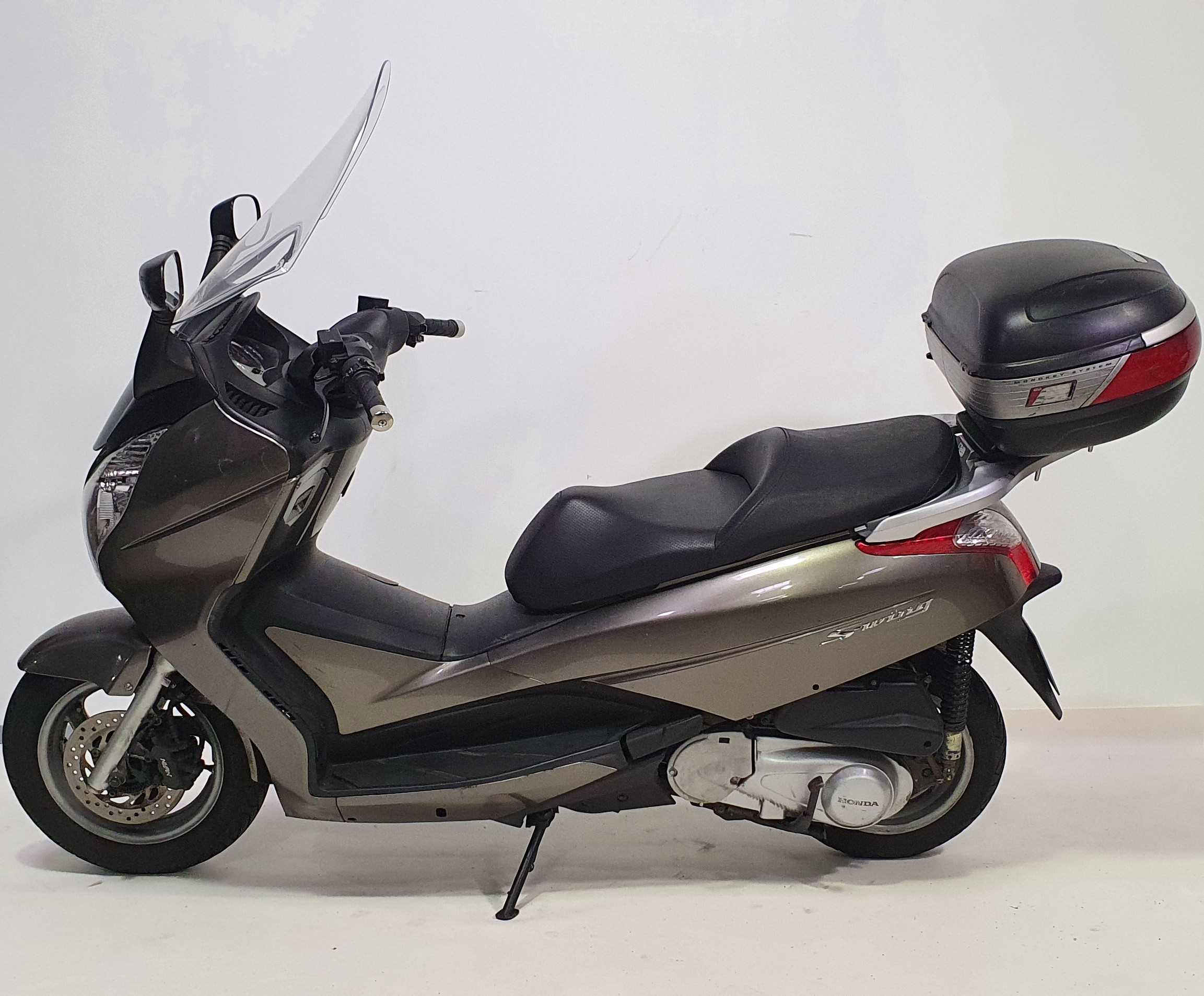 Honda Swing 125 2012 HD vue gauche