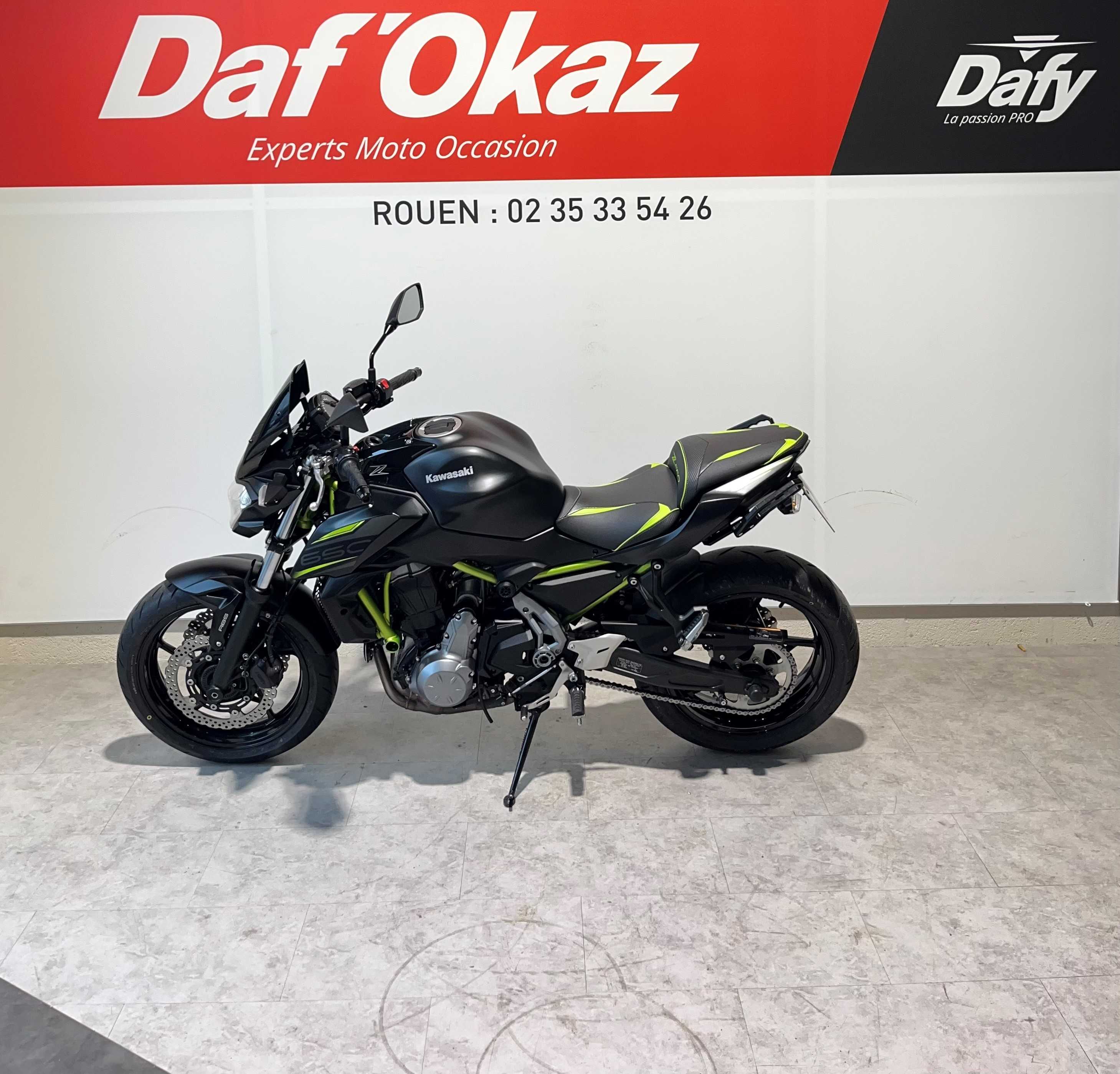 Kawasaki Z 650 2019 HD vue gauche