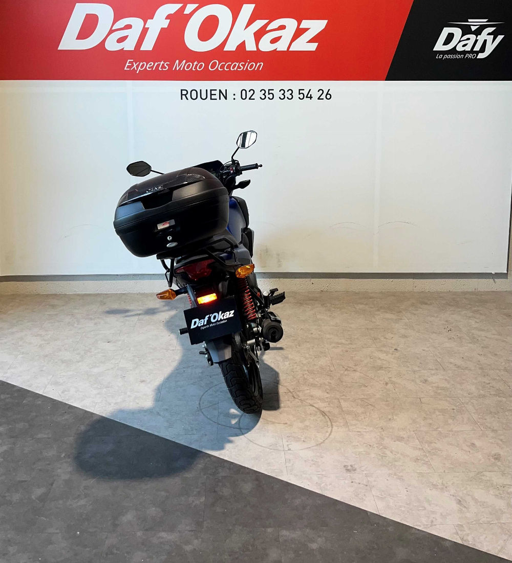 Honda CB 125 F 2024 vue arrière
