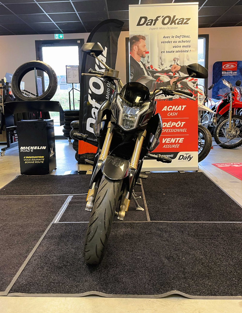 Zontes URBAN 125 URBAN 2023 vue avant