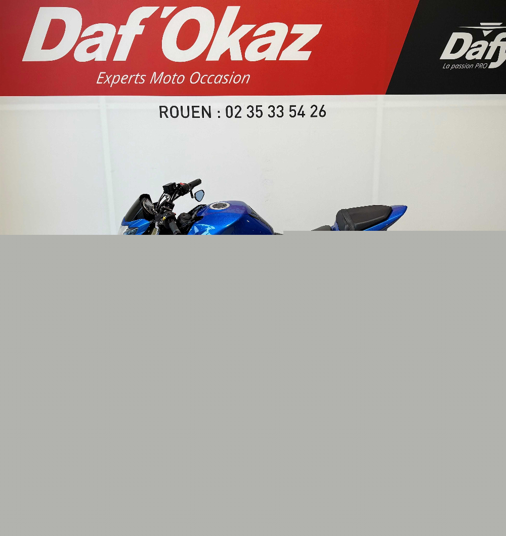 Suzuki GSR 750 2015 vue gauche